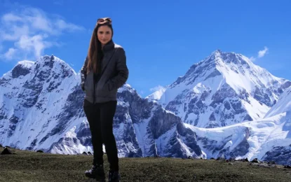 Everest Base Camp Helicopter Tour in Summer