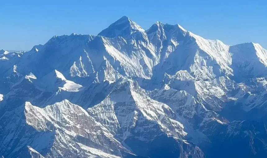 Everest Base Camp Helicopter Tours for Families – A Dream Trip