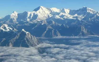 10 Things You’ll See on an Everest Tour