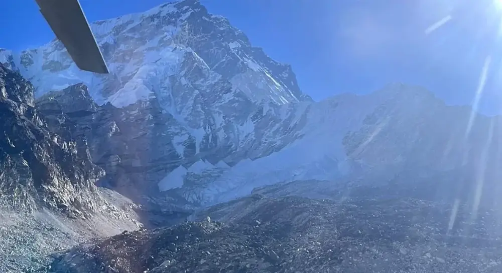 Everest Base Camp Heli Tour in November