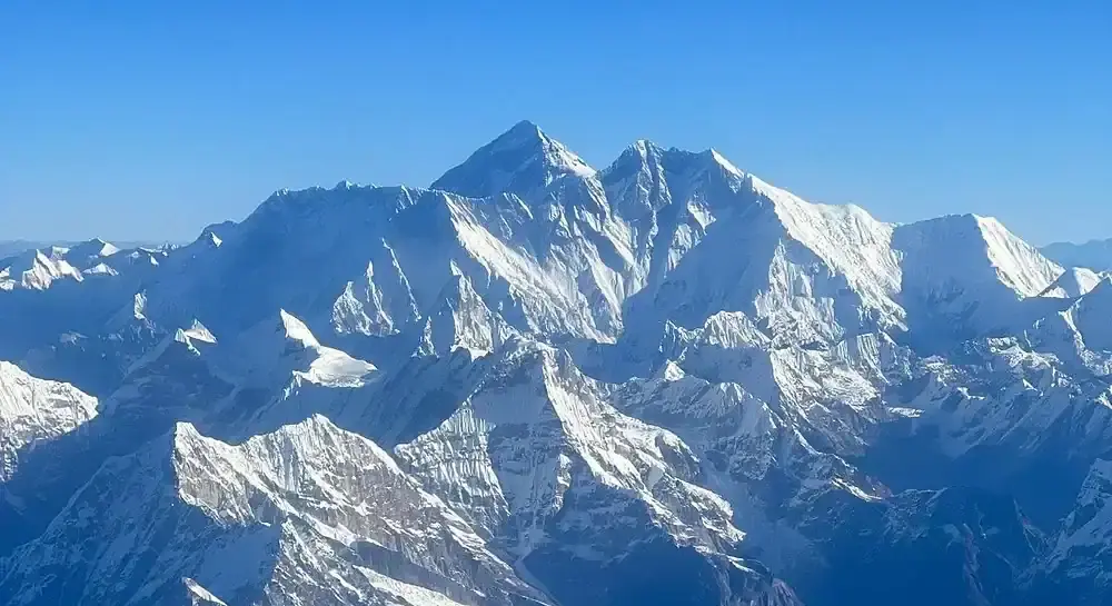 Everest Tour