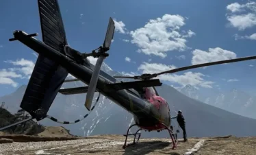 Luxury Everest Base Camp Trekking - Heli Landing Everest Helicopter Safety