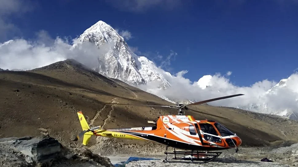 Annapurna vs Everest Helicopter Tour