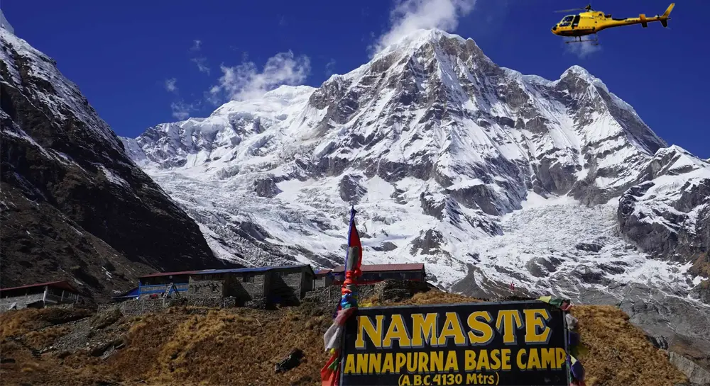 Annapurna vs Everest Helicopter Tour